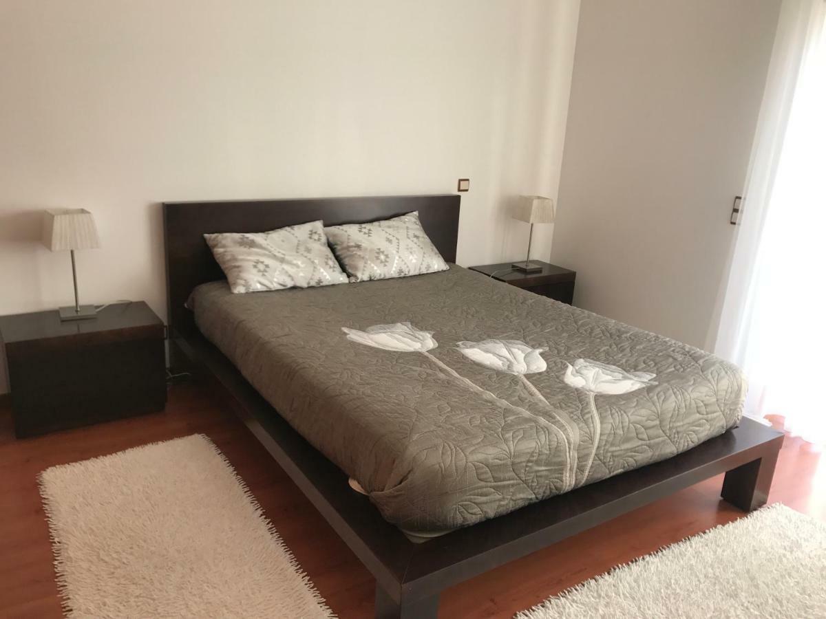 Apartamento Praia סאו מרטיניו דו פורטו מראה חיצוני תמונה
