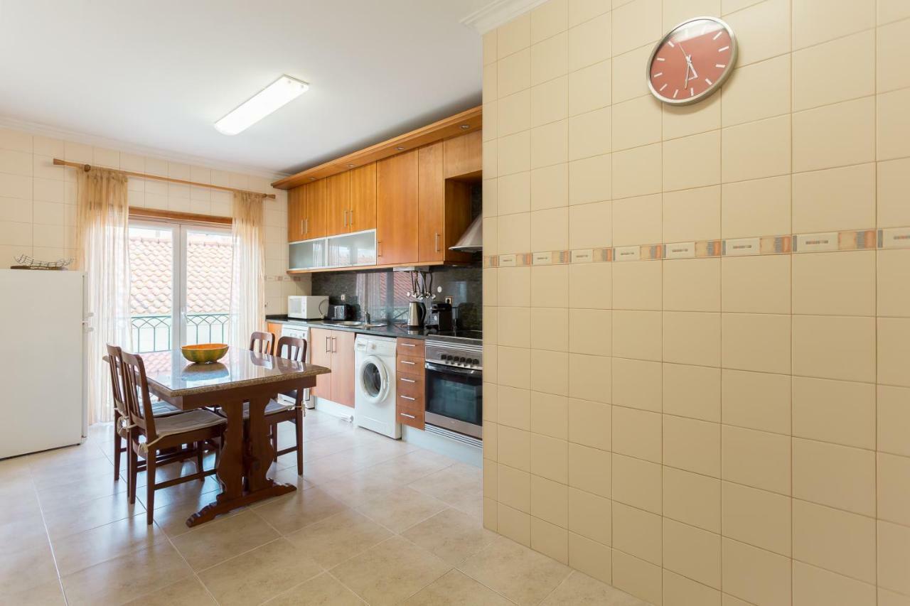 Apartamento Praia סאו מרטיניו דו פורטו מראה חיצוני תמונה