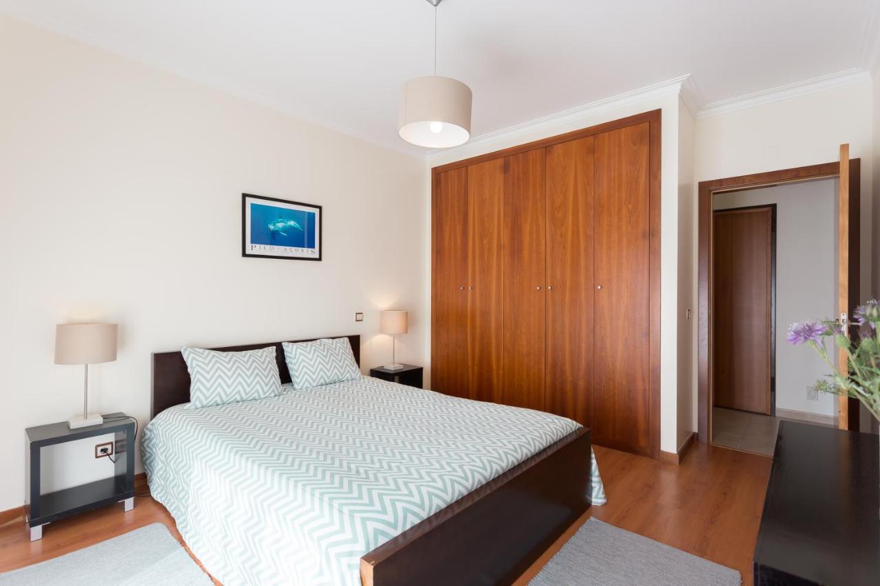 Apartamento Praia סאו מרטיניו דו פורטו מראה חיצוני תמונה